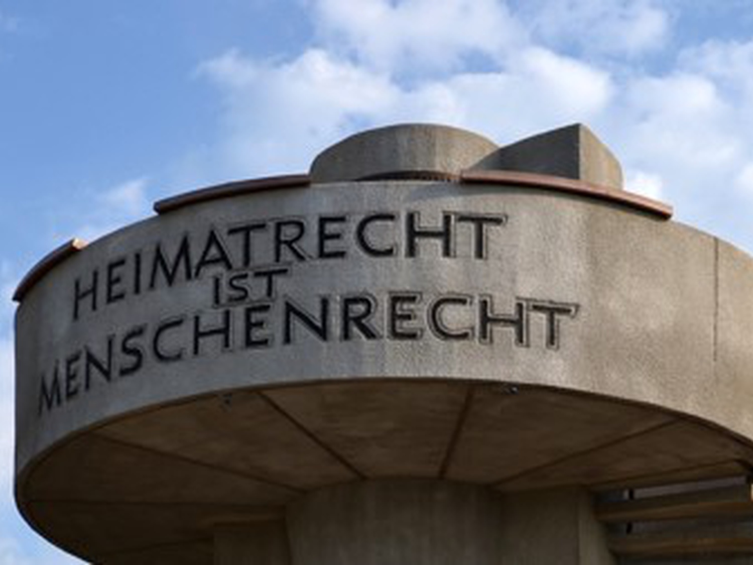 „Volksösterreicher“? Die Zweite Republik und ihr ausgeschlagenes Erbe nach Flucht und Vertreibung